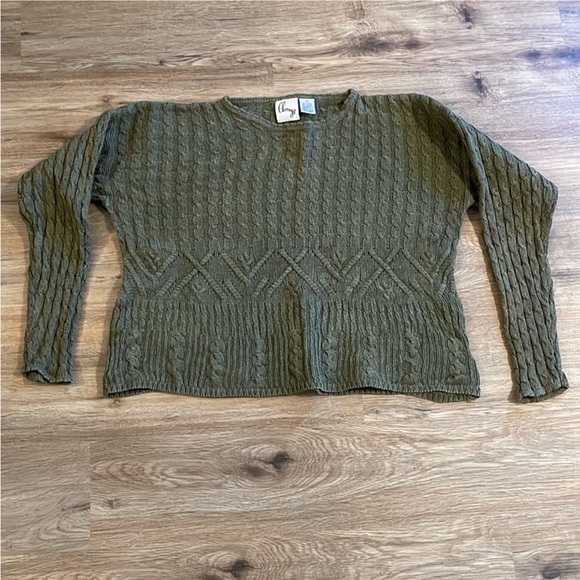 Cherrys Brand Olive Green Cropped Cable Knit Sweater - Picture 5 of 7